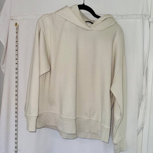 Zara Hoodie Womens Size Medium Cream Fleece Long Raglan Sleeve Pullover - Picture 2 of 7